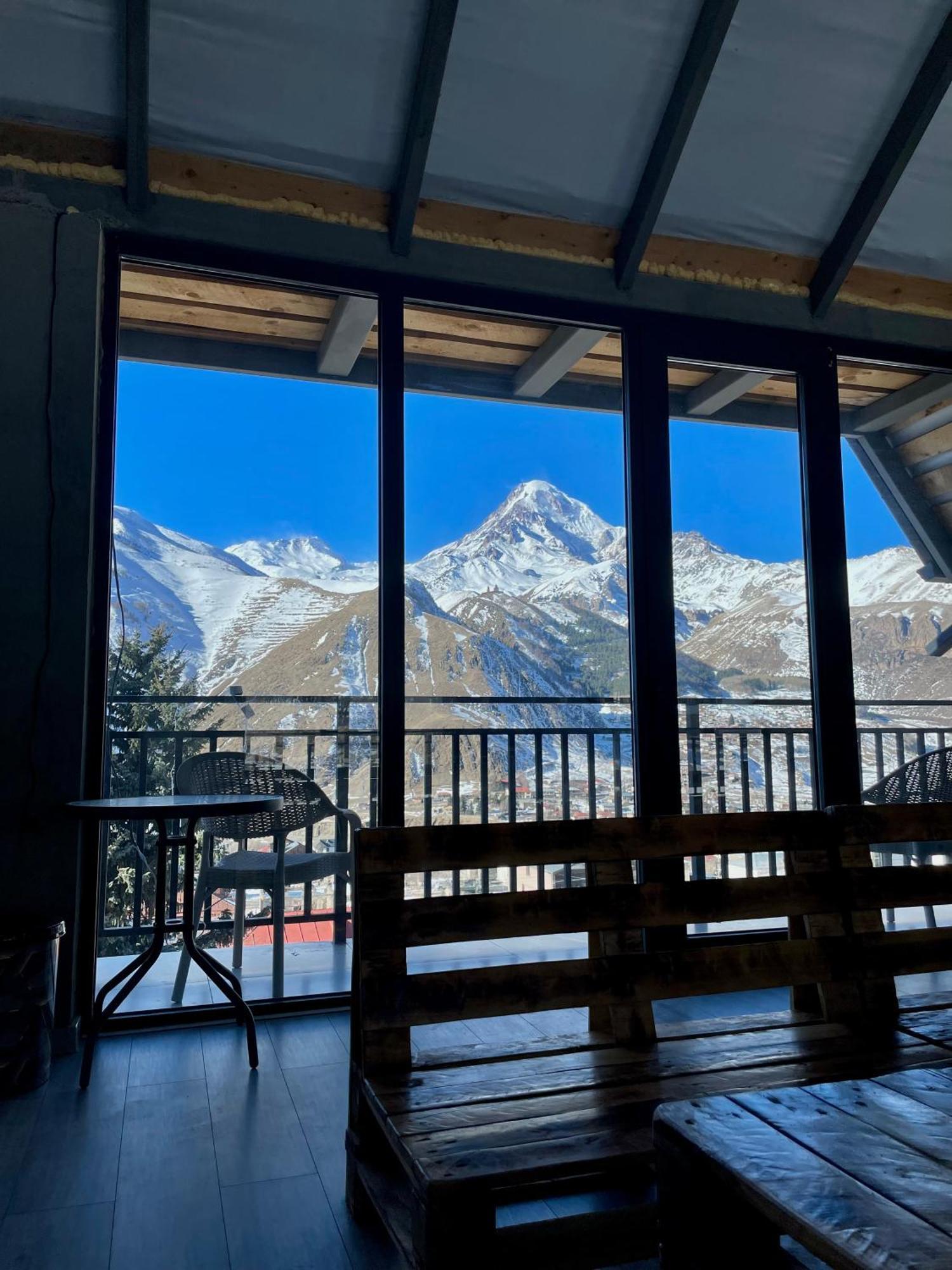 Hotel Planet Kazbegi Extérieur photo