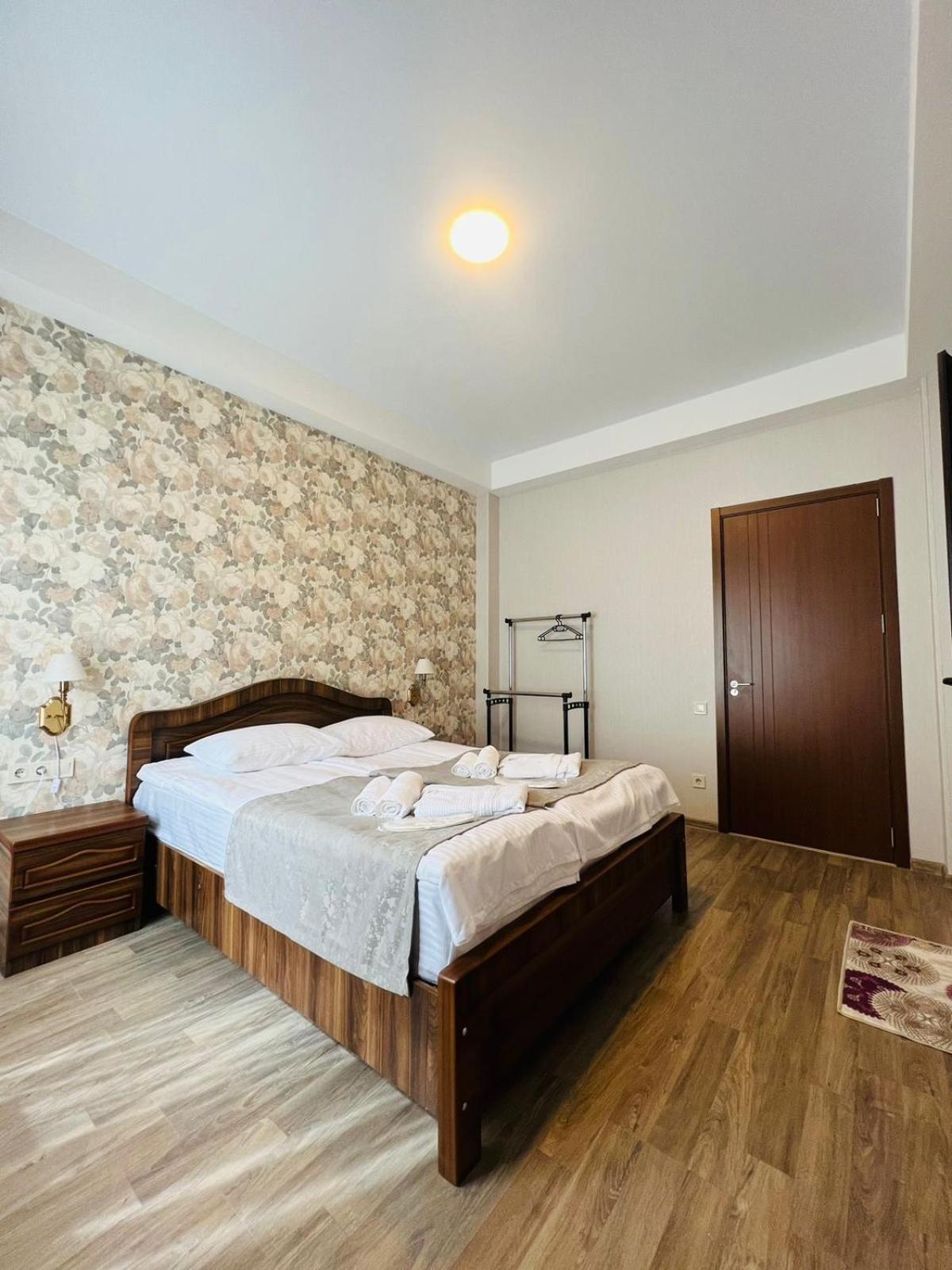 Hotel Planet Kazbegi Extérieur photo