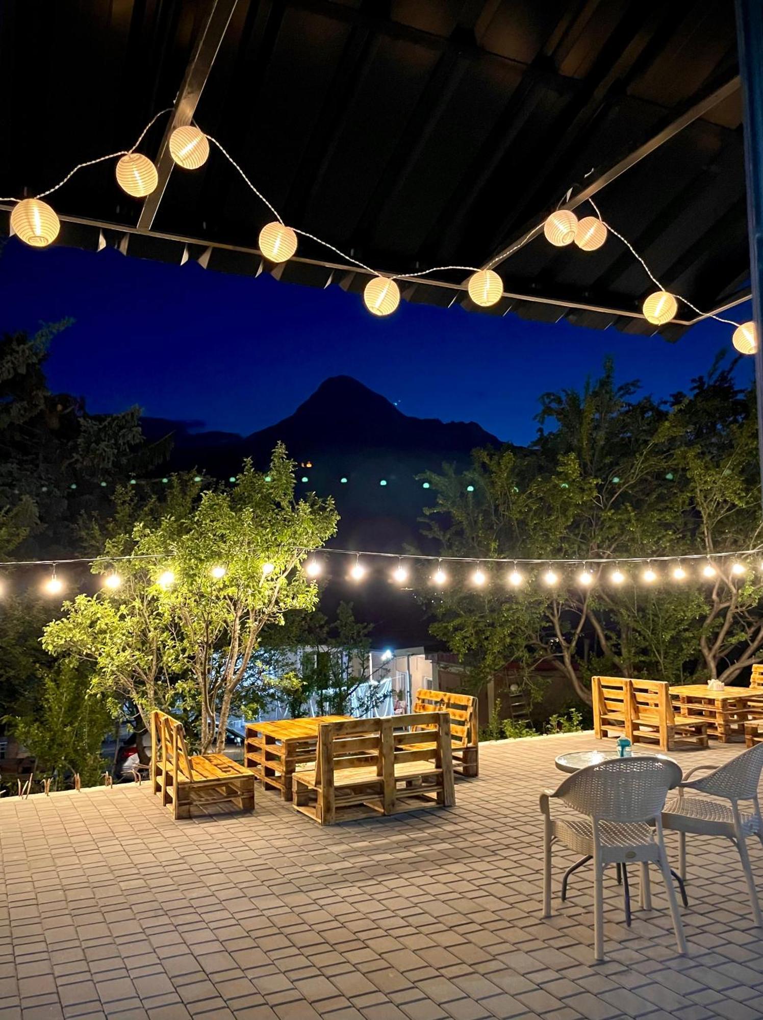 Hotel Planet Kazbegi Extérieur photo